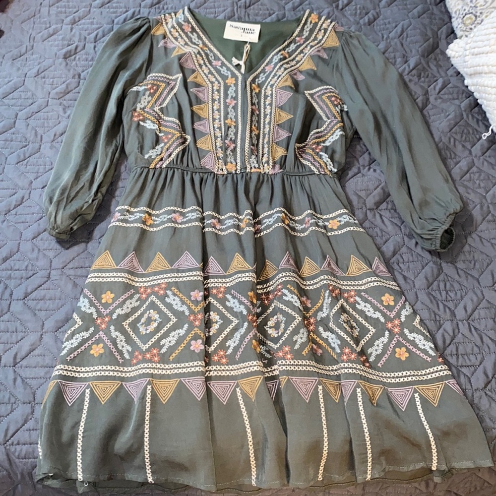NWT Women’s detailed embroidered green dress, small, Savanna Jane